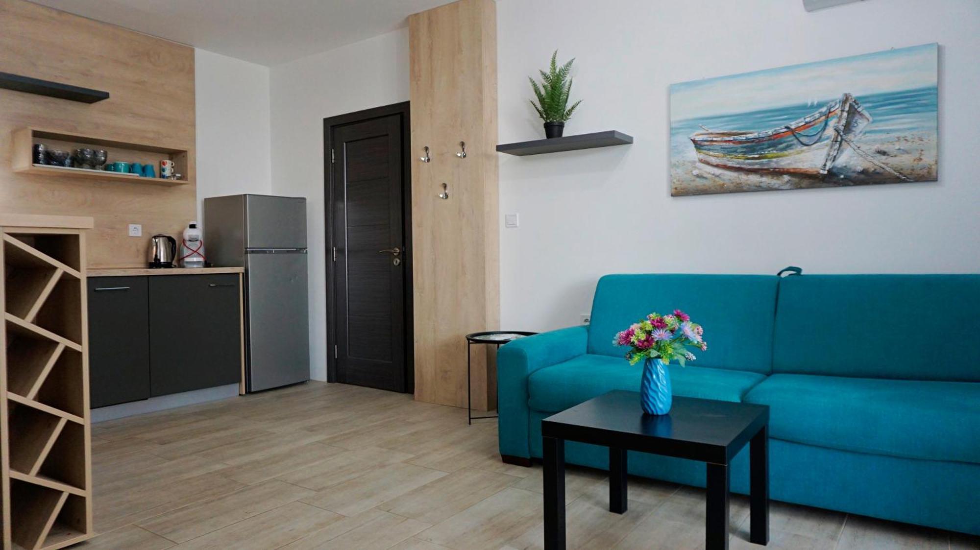 Апартаменти Атеа На Плажа - Apartments Atea On The Beach Obzor Εξωτερικό φωτογραφία